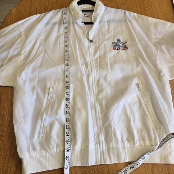 Norwegian Cruise Line NCL White Windbreaker Jacket Large Hooded Nylon Lined EUC - Picture 12 of 16